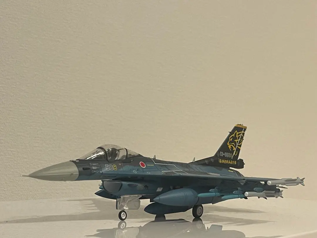 ホビーマスター　JAPAN F-2B 1/72 F-2B 航空自衛隊 支援戦闘機 ♯33-8124 [HA2710] ホビー