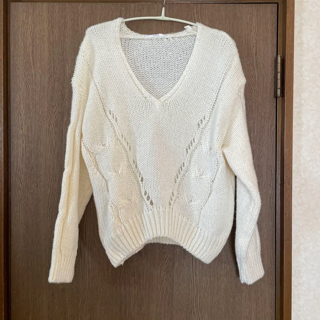 Thumbnail of V-neck cable knit sweater, long sleeves, ivory