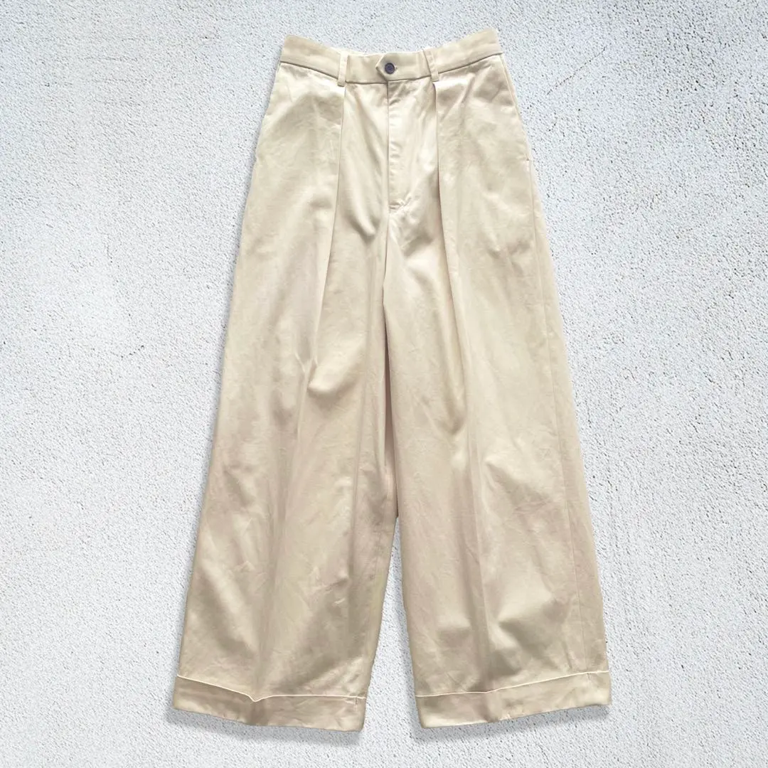 【美品】最終値下げ！チノパン ワイドパンツ マーカウェア markaware（マーカウェア）の「【marka/MARKAWARE】2TUCK CHINO
