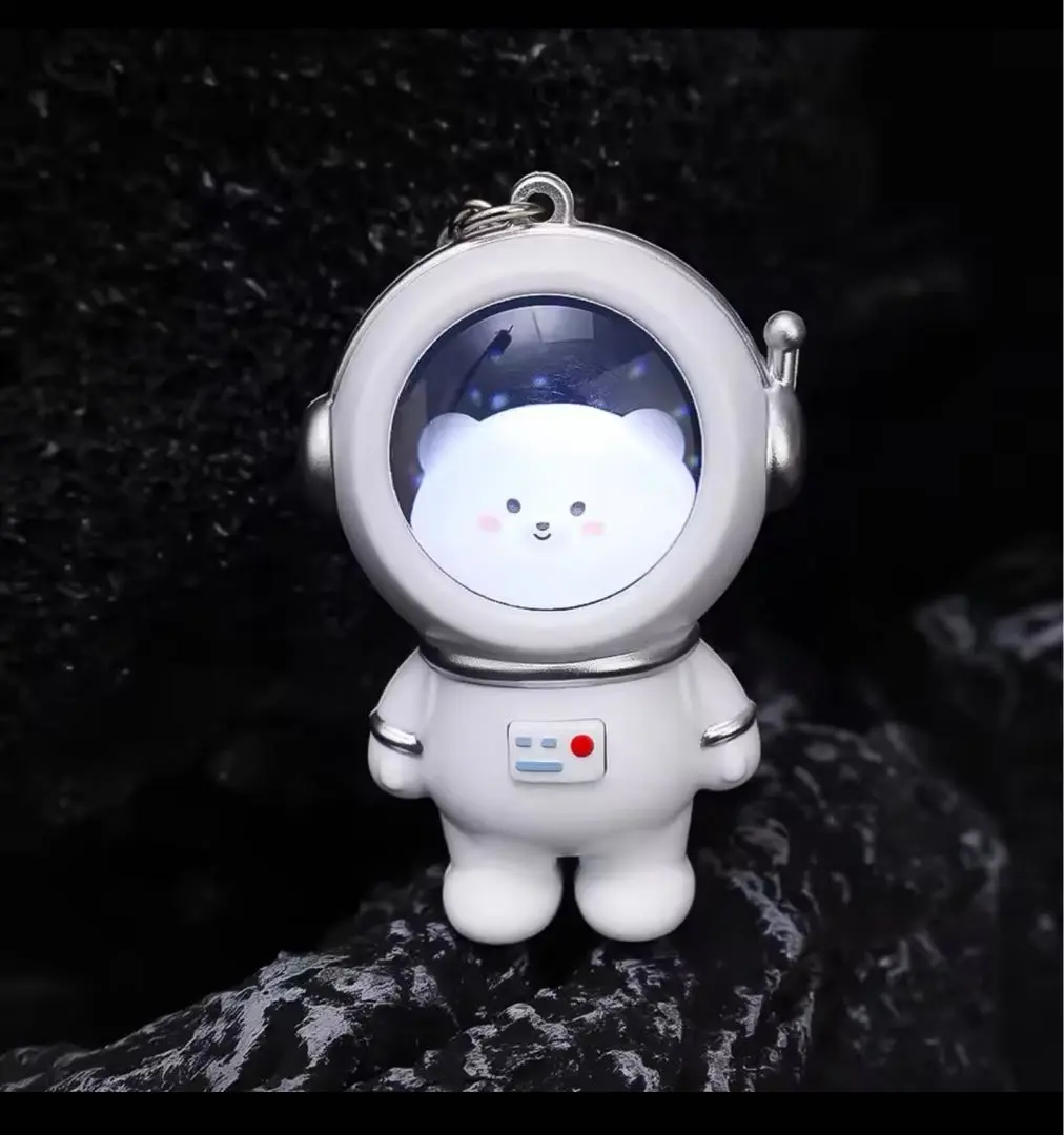 宇宙デザイン クマ型キーホルダー Amazon.co.jp: 宇宙飛行士 クマ キーホルダー キーチェーン 2点