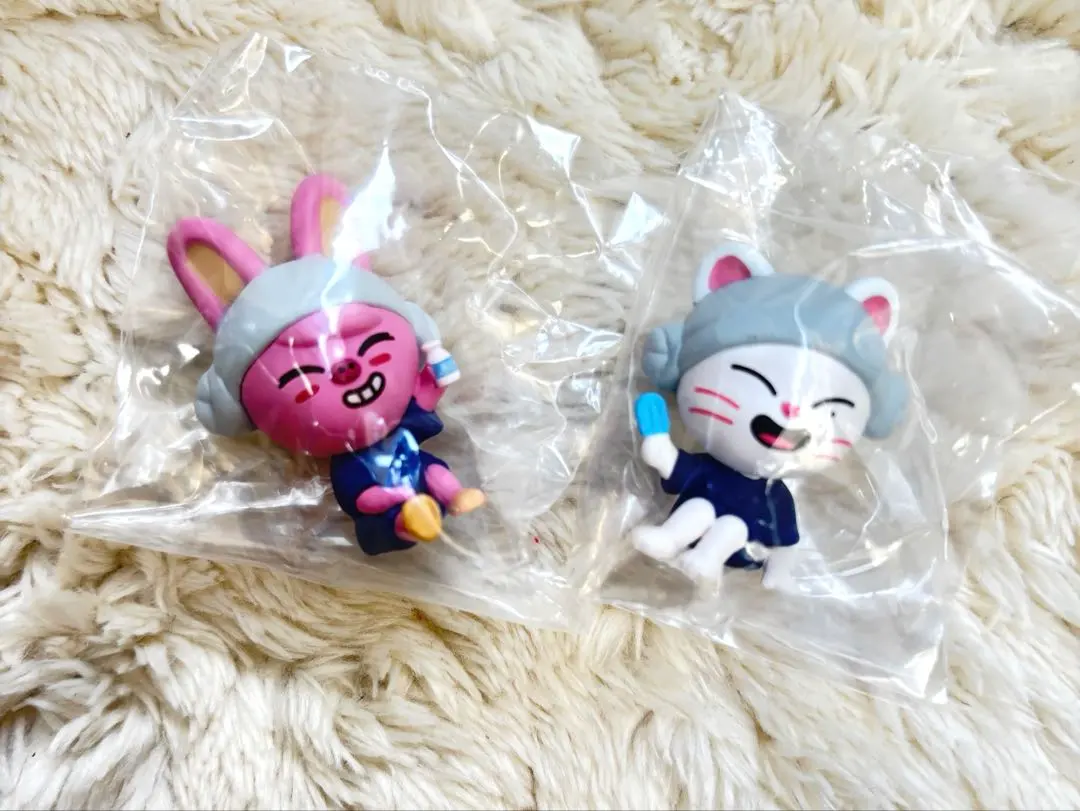 Thumbnail of Stray Kids SKZOO Sauna Figure Gacha - Dwaekki, Jiniret