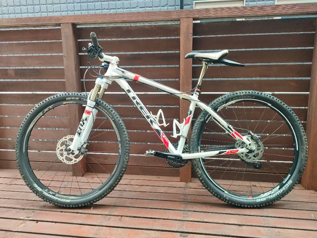 TREK superfly 29インチMTBハードテイル TREKの傑作ハードテイル TREK （トレック） SUPERFLY AL