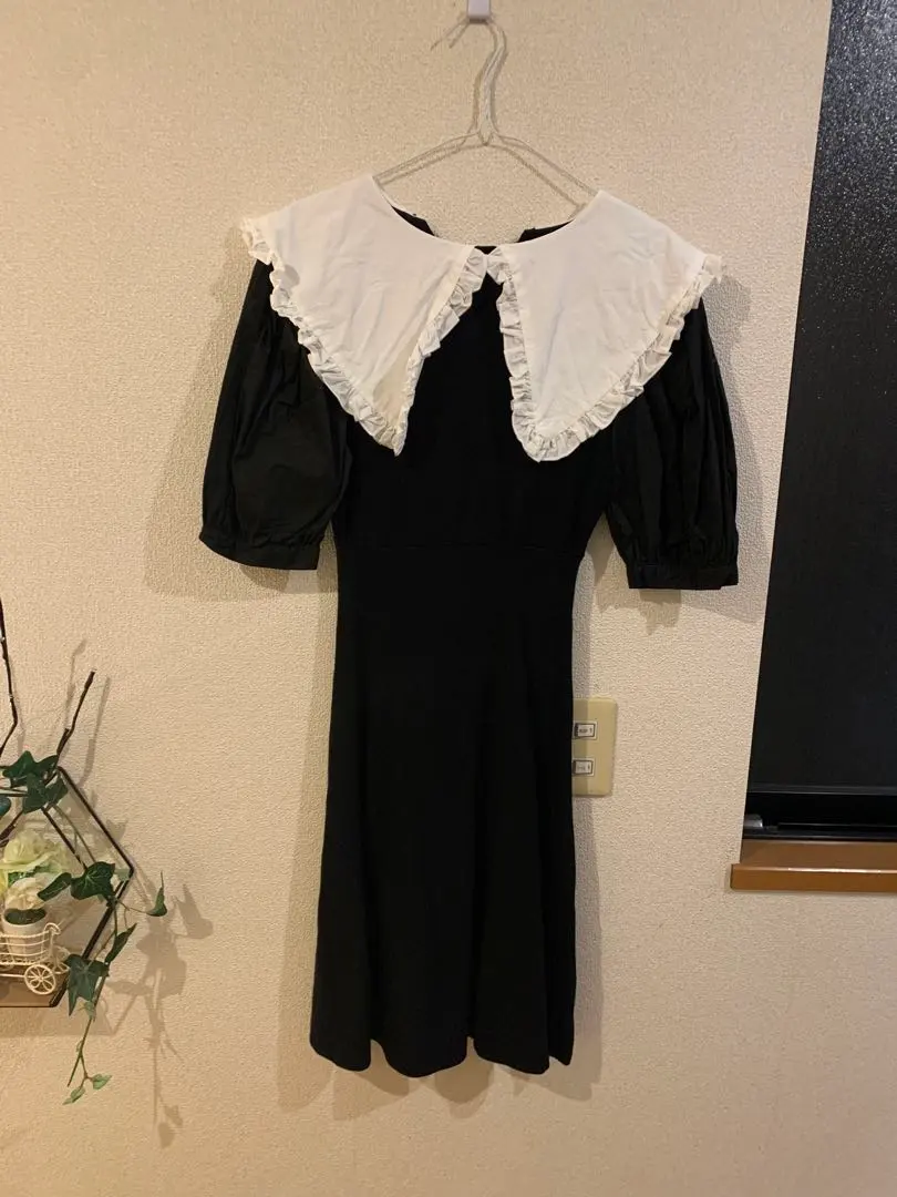 Thumbnail of Black frill collar puff sleeve dress
