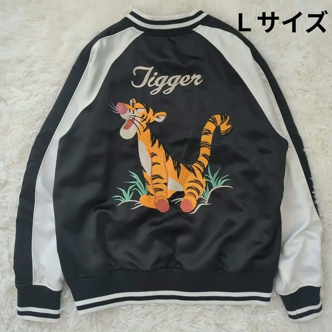 新品 プーさん ジャケット ティガー ブルゾン レトロ スカジャン イーヨー 新品 プーさん ジャケット ティガー ブルゾン レトロ スカジャン
