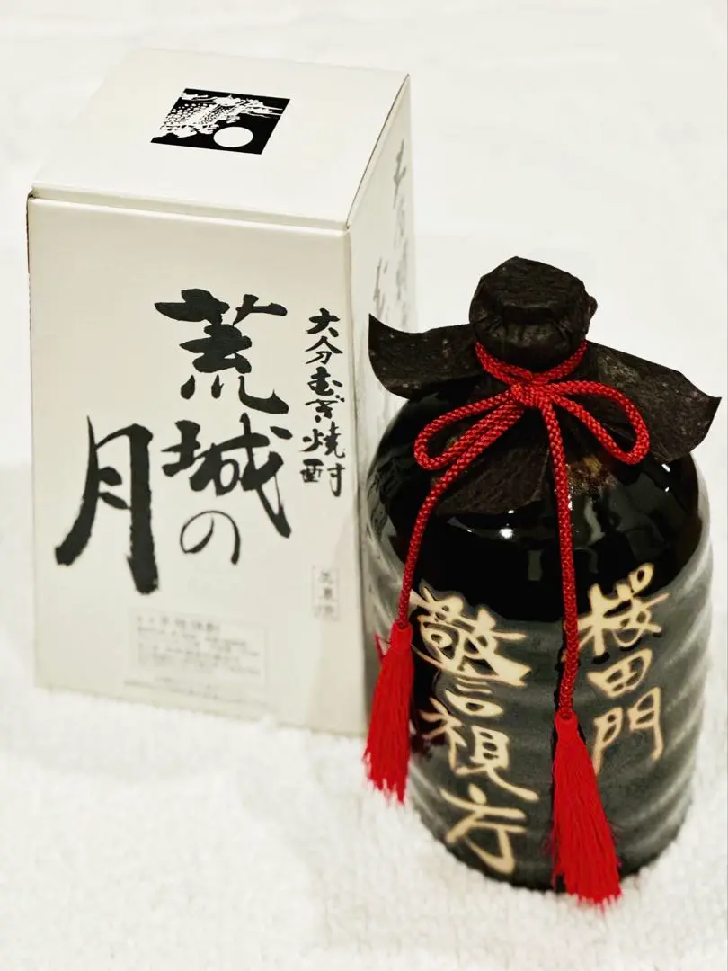 小野酒造 - 警視庁 桜田門 ゆふだけ 由布岳 大分特産むぎ焼酎 ゆふだけ 大分特産むぎ焼酎 警視庁 桜田門 感謝 （由布之郷 麦