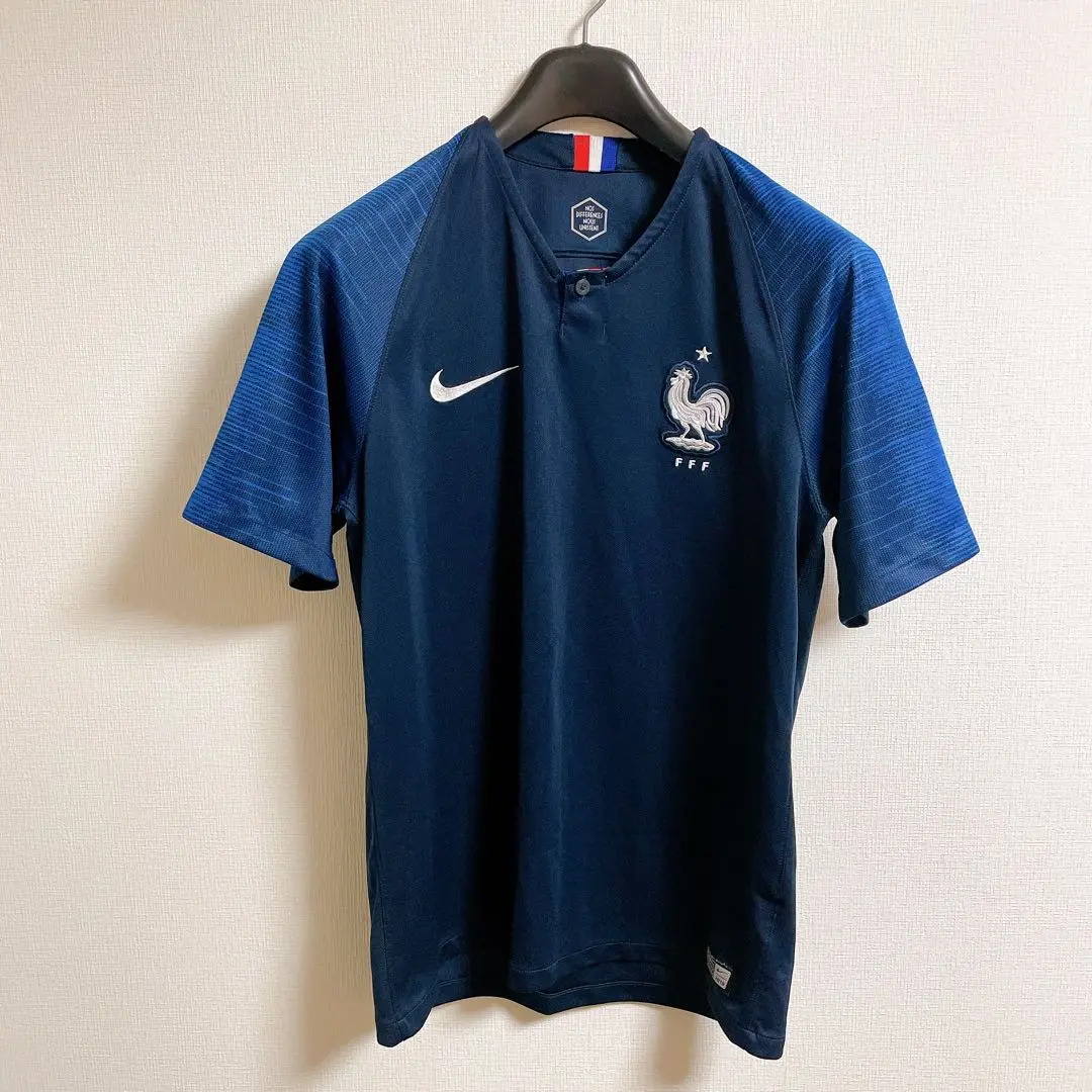 FIFA2018 ワールドチャンピオン　ユニフォーム　フランス代表　M FIFA2018 ワールドチャンピオン ユニフォーム フランス代表 M