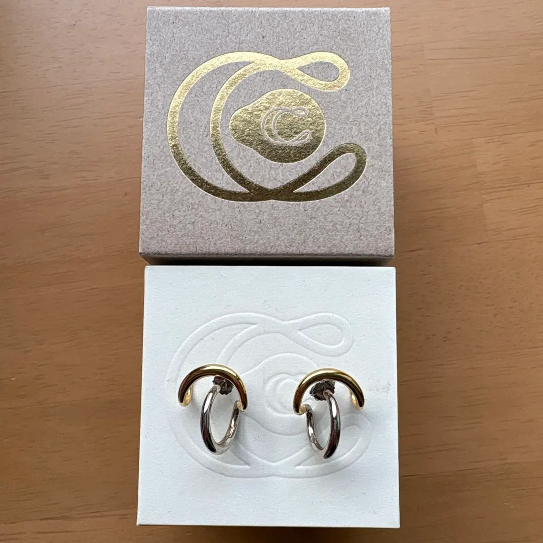 charlotte chesnais シャルロットシェネ ピアス 深水光太　両耳 charlotte chesnais シャルロットシェネ ピアス 深水光太 両耳
