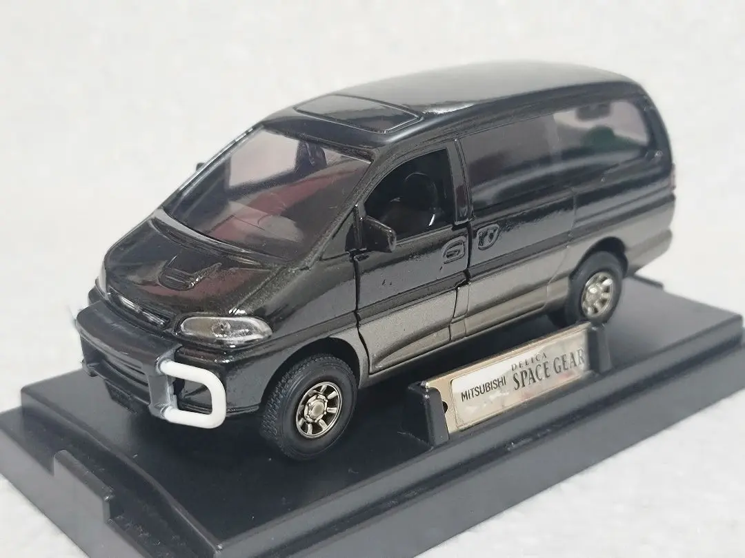 海外ファッションブランド通販サイト【公式】 歴代ー三菱デリカミニカー18台セット ミニカー