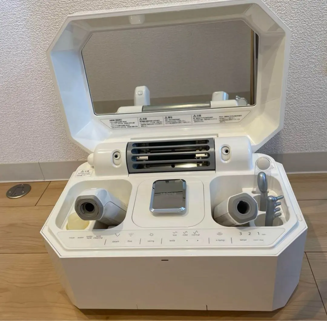 サキナ ルルシェ LEDライト付き クレマサ ウォッシングフォーム付 スチーマー サキナ ルルシェLEDライト付（美顔器）2022年2月より新発売