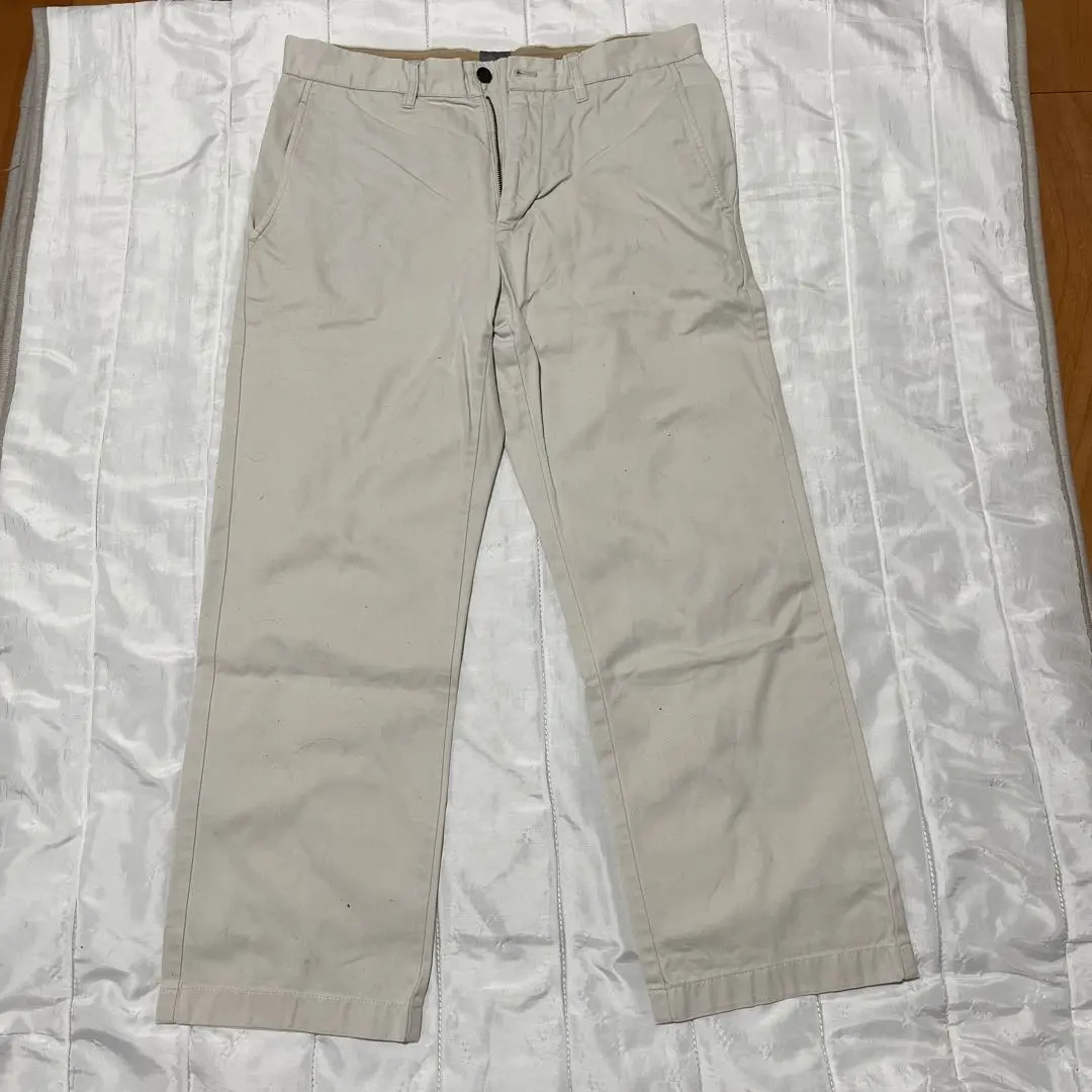 Thumbnail of GAP Chino Pants, Waist 76cm, Inseam 63cm