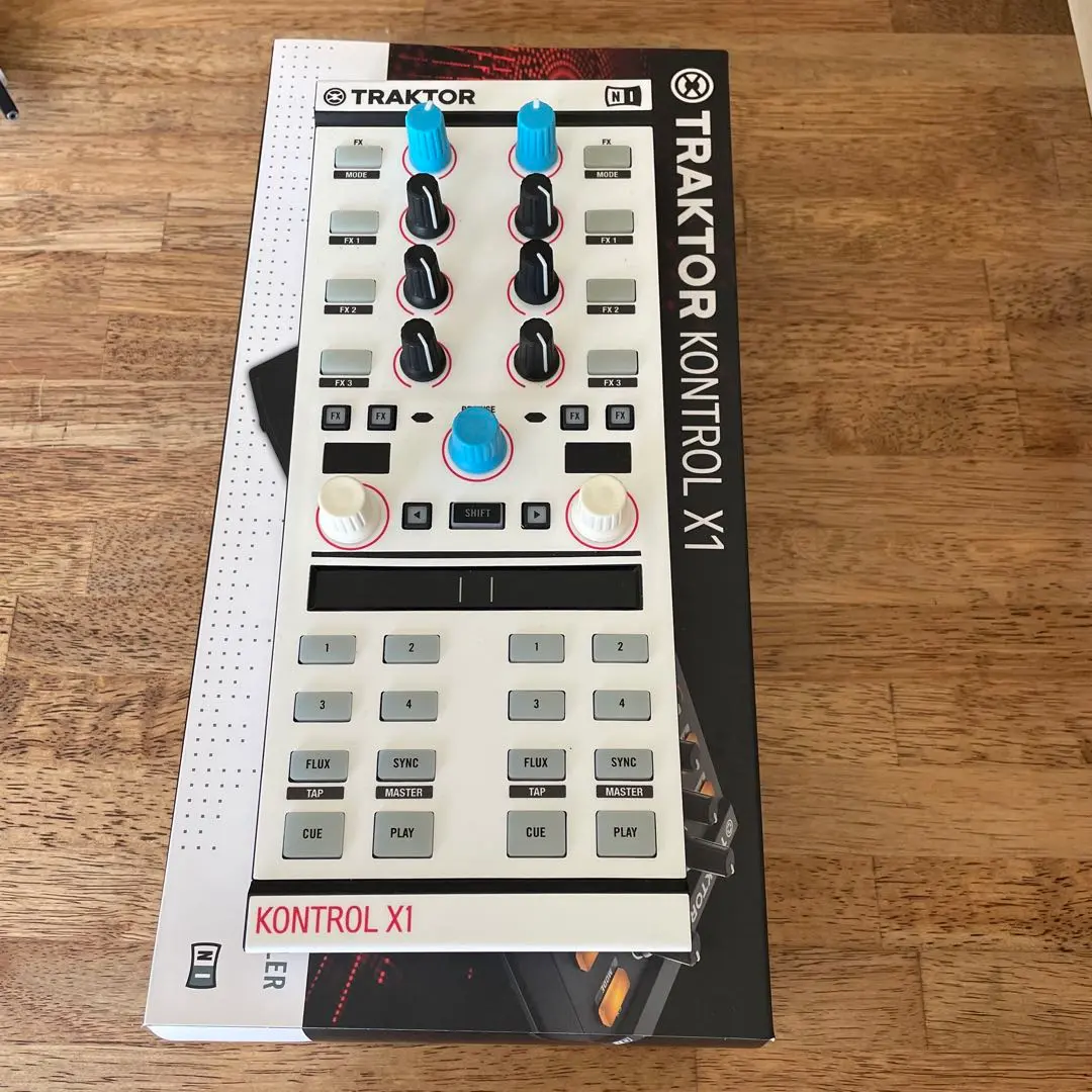 2025年最新】traktor kontrol x1 mk2の人気アイテム - メルカリ