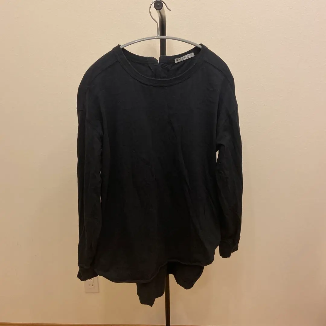 Thumbnail of CLASSICAL ELF Black Long Sleeve Cut-and-Sew Top