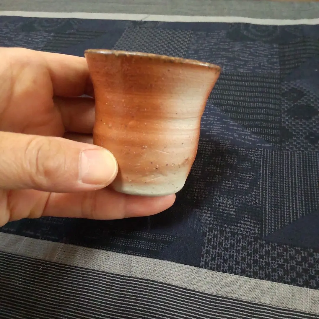 Thumbnail of Guinomi (sake cup) 32 Bizen-yaki (Bizen ware)