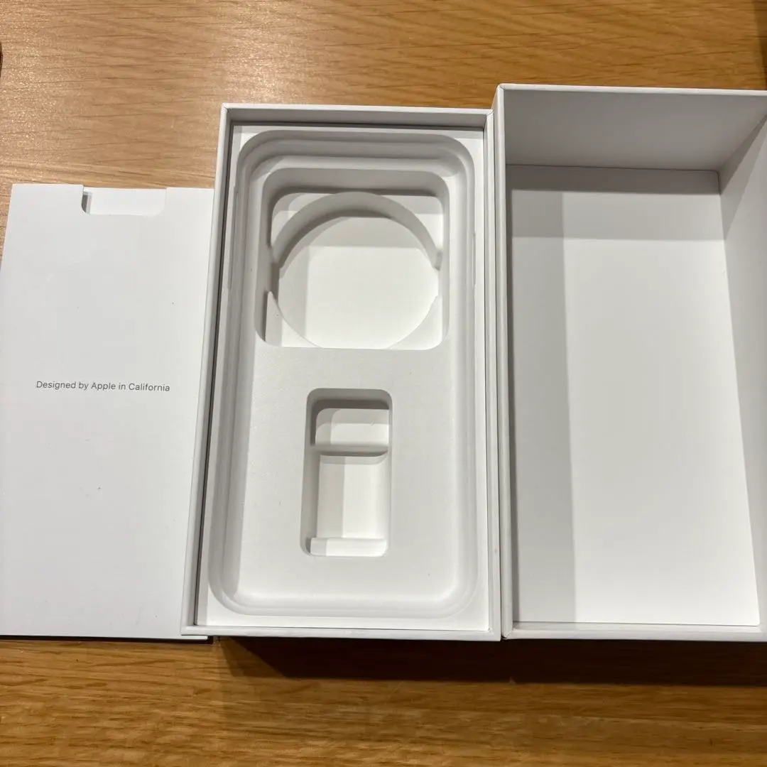 Apple - iPhoneXR コーラル 充電器 イヤホン 箱あり iPhoneXR コーラル 充電器 イヤホン 箱あり バッテリー/充電器