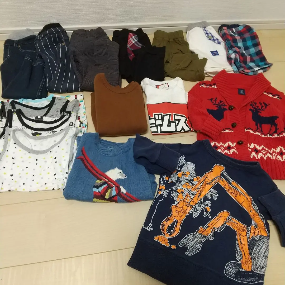 Thumbnail of Nursery School Clothes - Size 95-100 - Boy's Bundle - 16 Items