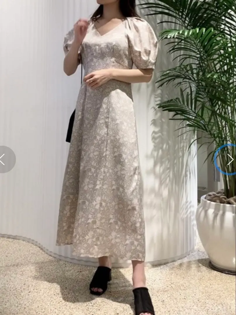 snidel William morris 聯名款洋裝 的縮圖