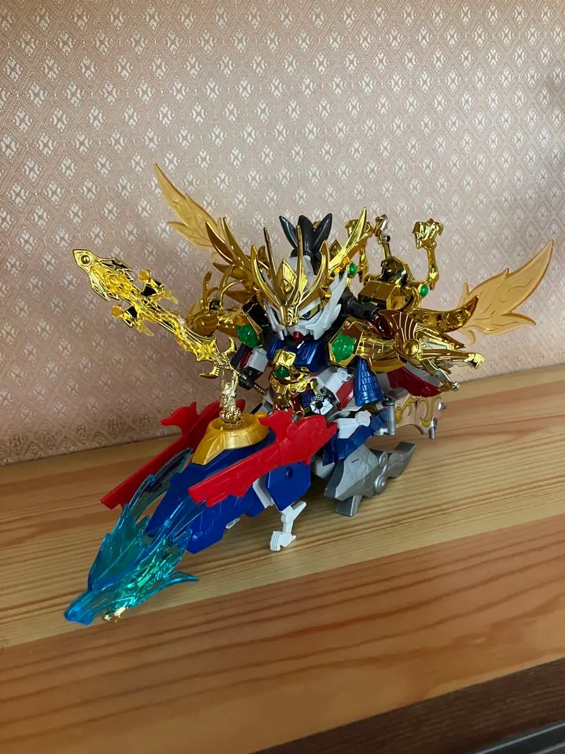 SDガンダム 三国伝 真 翔烈帝 龍装 劉備ガンダム 天玉鎧 蒼龍 組立て済み SDガンダム三国伝 046 真 翔烈帝 龍装 劉備ガンダム・天玉鎧