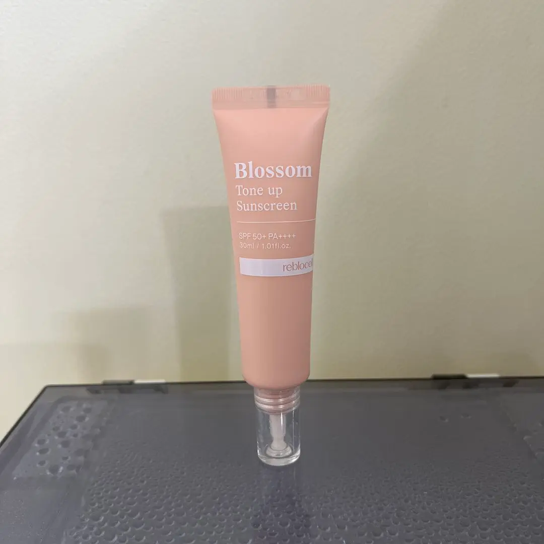 【新品】reblocell ブロッサム トーンアップ サンスクリーン 2個セット Amazon.co.jp: 韓国コスメ [reblocell] リブロセル ブロッサム