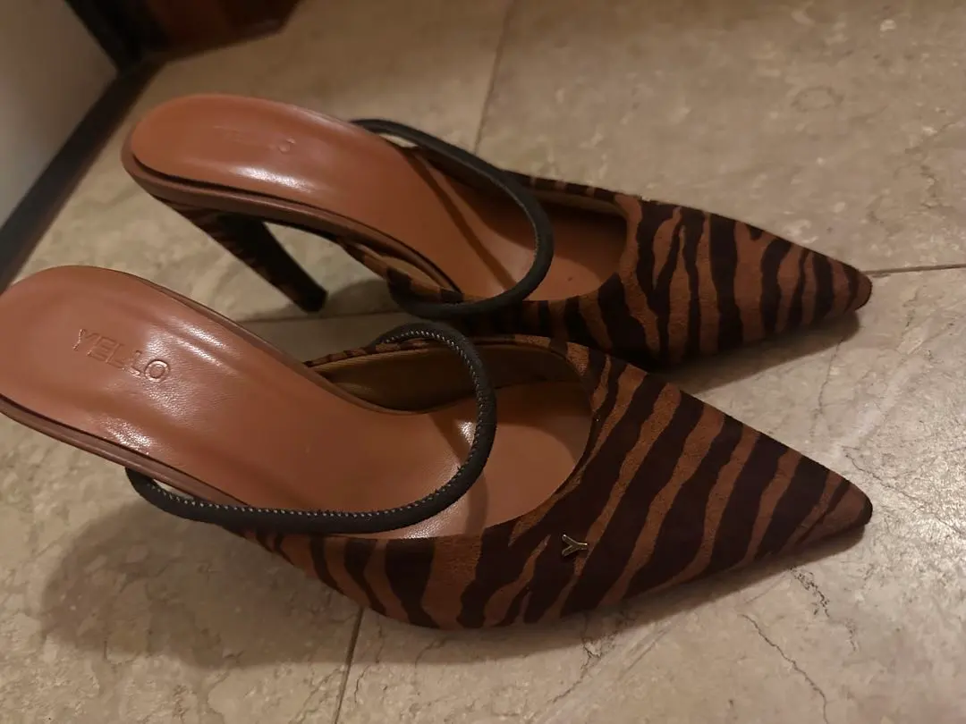 YELLO ミュール キャメル　ピンヒール【XL】星あや　超美品✨ YELLO ミュール キャメル ピンヒール【XL】星あや 超美品