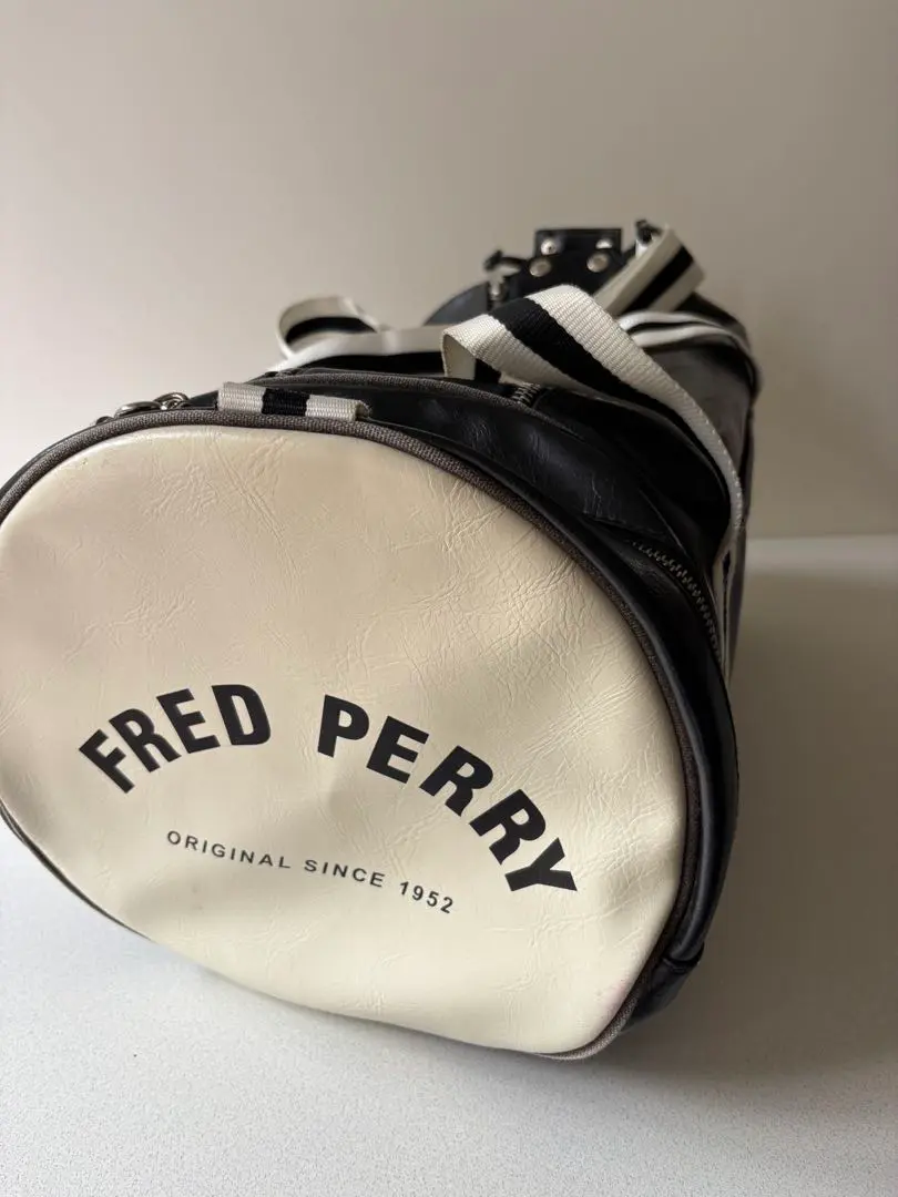 FRED PERRY ドラムバッグ (じゅん) 谷塚のバッグ《ショルダー