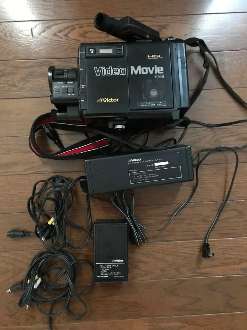 【ジャンク品】Victor VIDEO MOVIE GRーＣ7　　（817） ジャンク品】Victor VIDEO MOVIE GRーC7 （817）