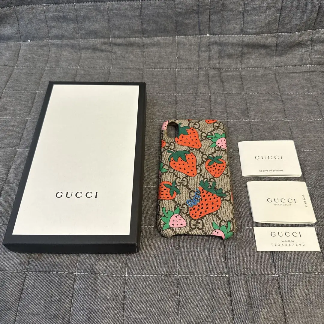 【新品」GUCCI XR用iPhoneケース Gucci GG Supreme Canvas Iphone Xr Case in Natural for Men