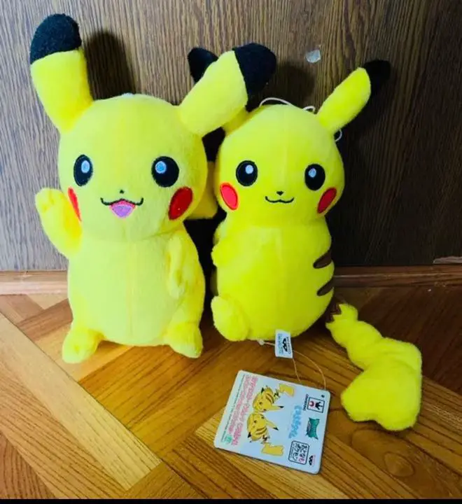ポケットモンスター 洋装　ピカチュウ オスメス ポケモンセンター限定 ぬいぐるみ Amazon.co.jp: ポケモンセンターオリジナル ぬいぐるみ