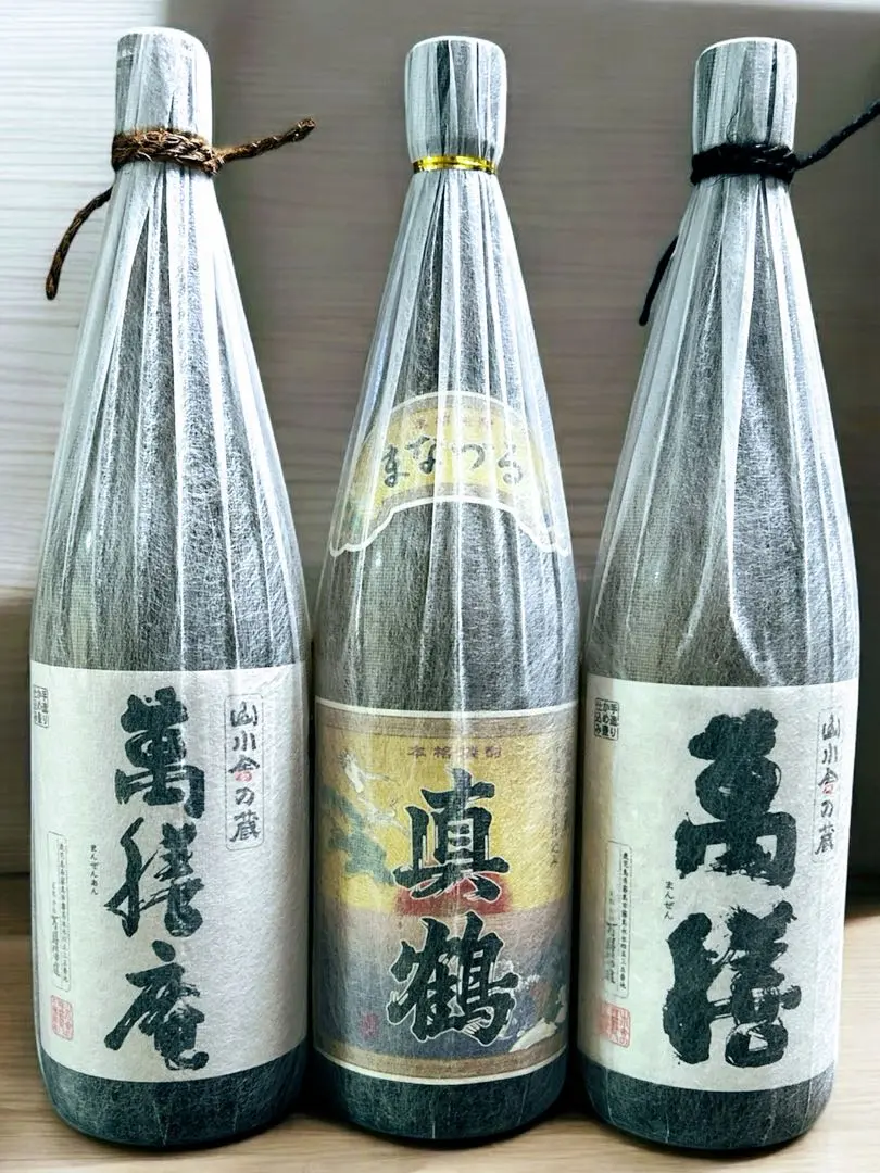 焼酎　真鶴　1800ml、6本 Amazon.co.jp: 【限定品】 萬膳酒造 真鶴 (まなづる) 芋焼酎 25