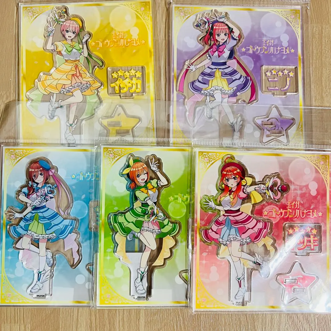 Thumbnail of 5-piece Complete Set: The Quintessential Quintuplets Space Dress Acrylic Stands