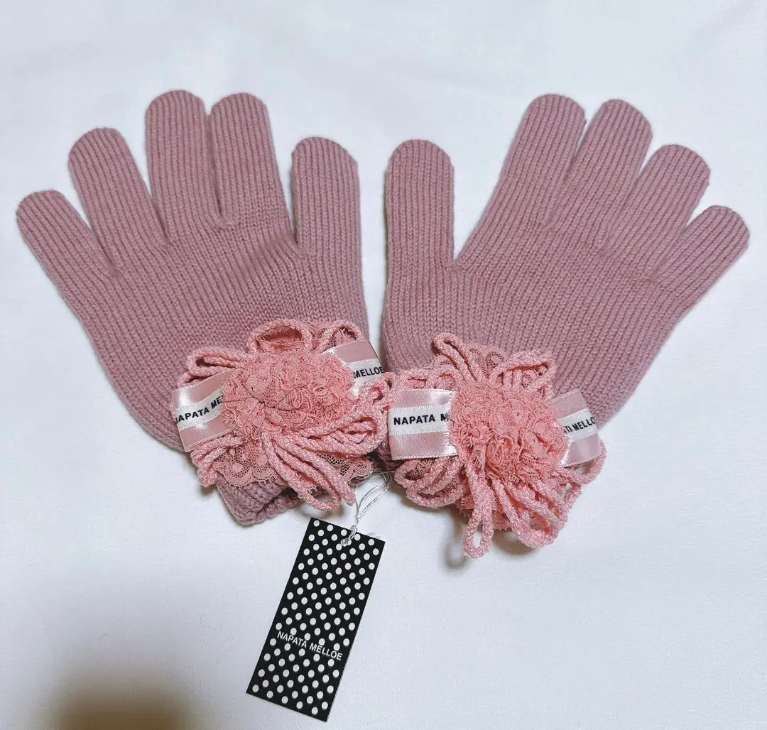NAPATA MELLOE 黒の刺繍入り割烹着 バルーンスリーブ NAPATA MELLOE 黒の刺繍入り割烹着 バルーンスリーブ