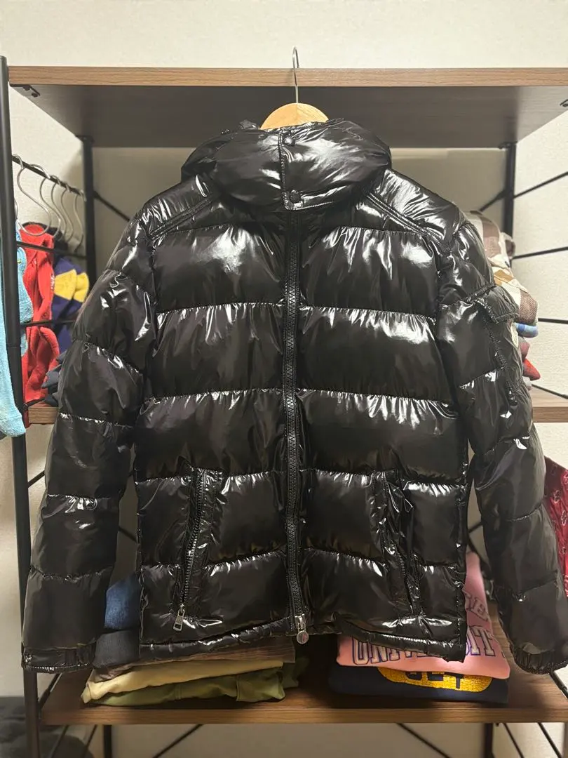 MONCLER 黑色羽絨外套 的縮圖
