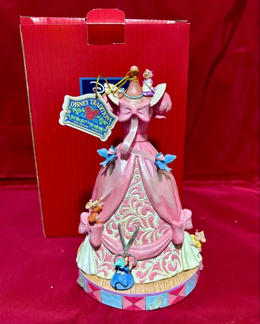 ディズニー Wdcc シンデレラ ピンクドレス 置物 フィギュア 超レア 希少 ディズニーストア シンデレラ ピンクドレスフィギュア 最終