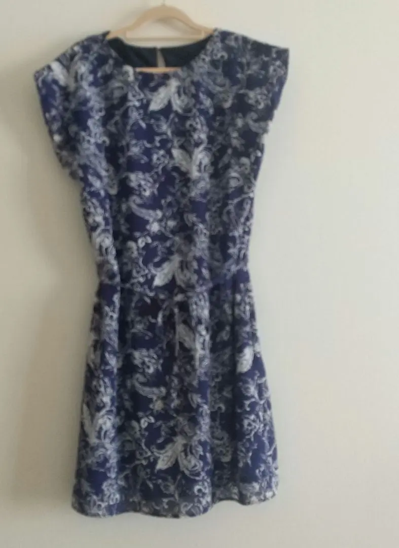 Thumbnail of Floral print short-sleeved dress, navy