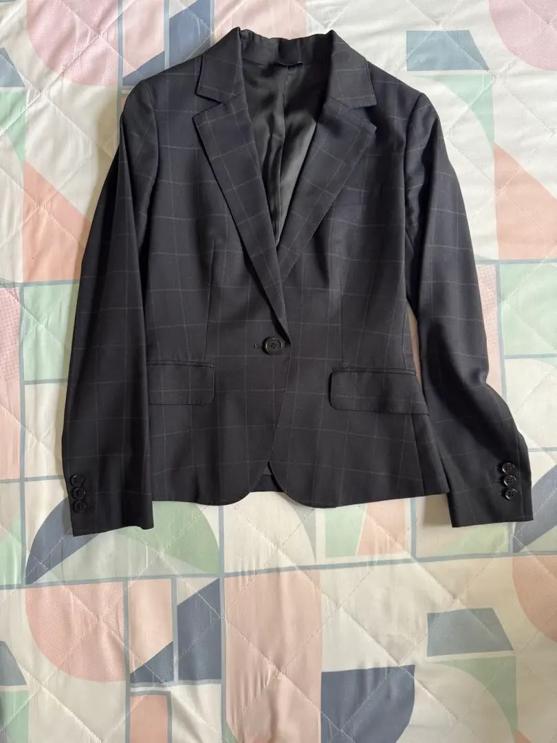 Thumbnail of THE SUIT COMPANY she Black Business Suit