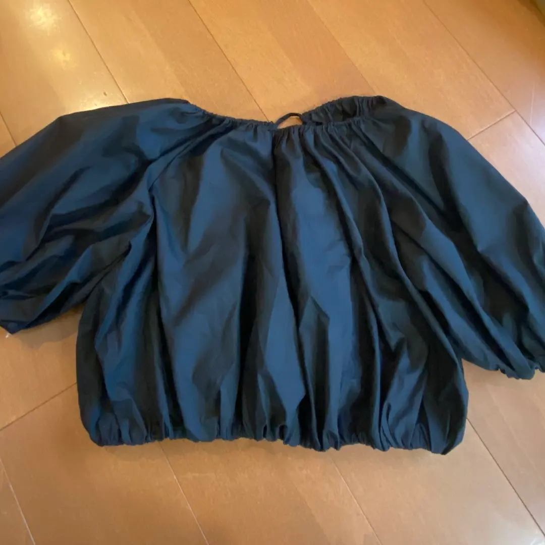 Thumbnail of Mystic Volume Sleeve Black Top