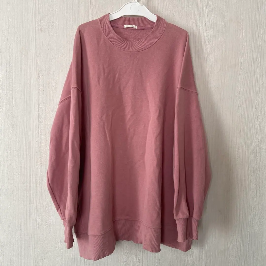 Thumbnail of GU Salmon Pink Sweatshirt, Relaxed Fit, Size L