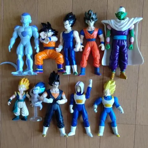 Thumbnail of Dragon Ball figures