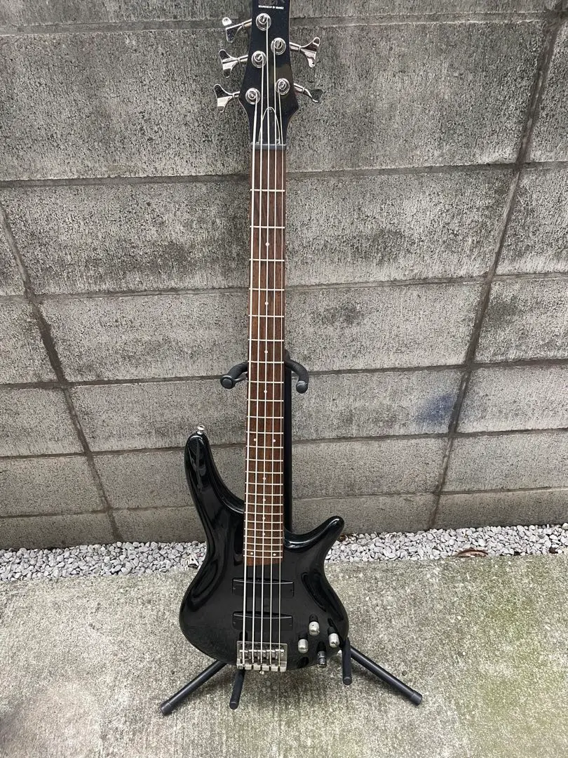 Thumbnail of Ibanez 5-string bass guitar