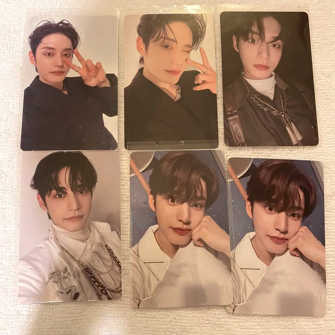 Thumbnail of Kim Ji-woong Trading Card Set