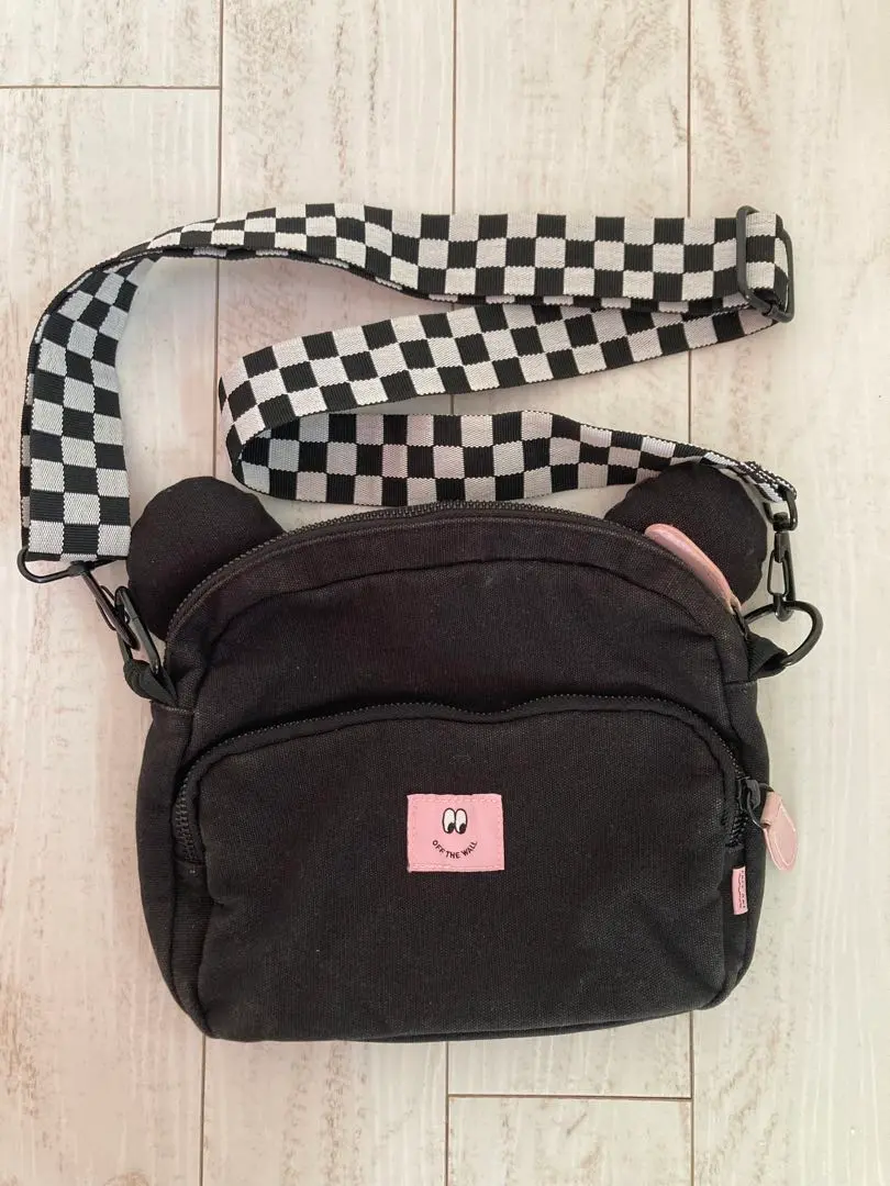 lazy oaf レイジーオーフ　ハート　ビッグクラッチバッグ　鞄　もじゃもじゃ アウトレット 価格ファッション - lazy oaf レイジーオーフ