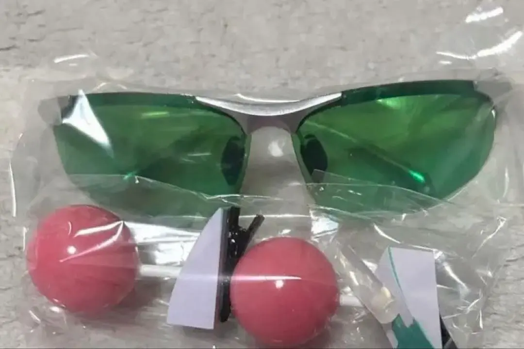 Thumbnail of Saiki Kusuo Cosplay Accessory Set (Sunglasses, Ball, Wig, Uniform) Full Set