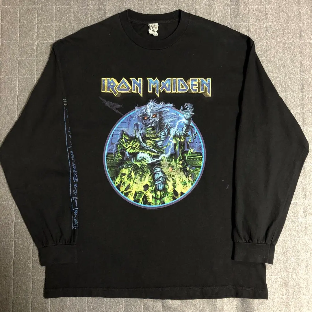 アイアンメイデン(IRON MAIDEN) ワールドツアー 2008 Tシャツ 2025年最新】iron maiden Tシャツ 2008の人気アイテム - メルカリ