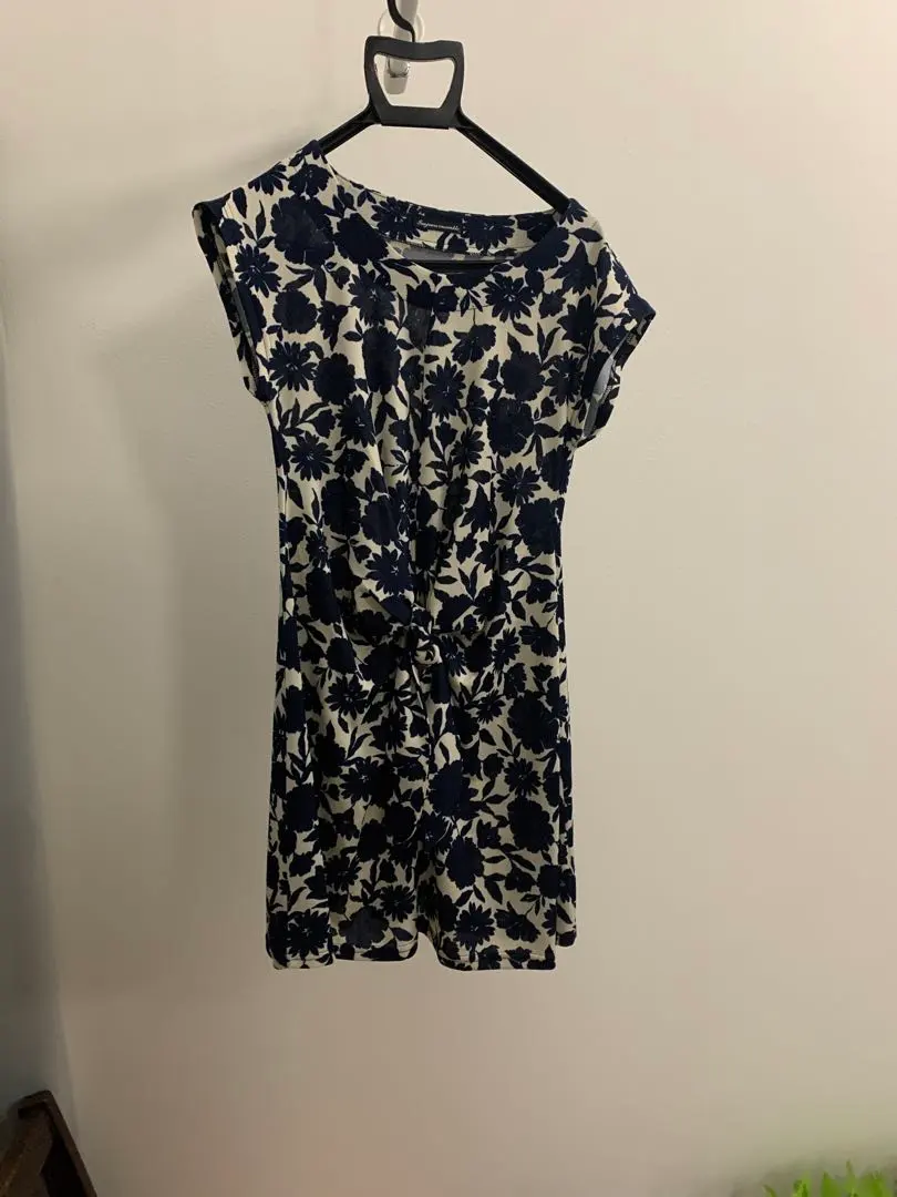 Thumbnail of sleeveless dress