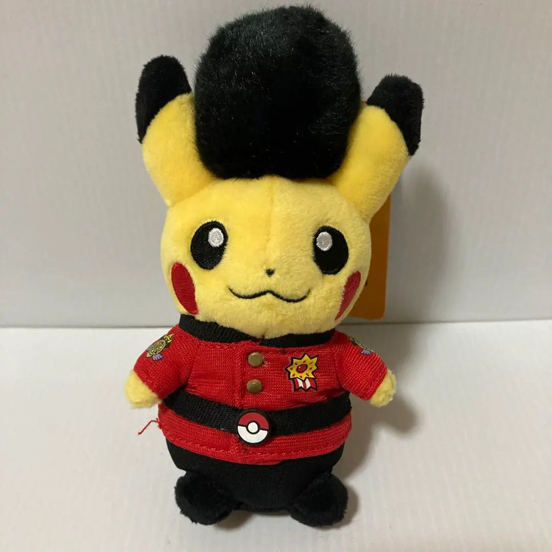 ポケモン - 【海外限定品】ロンドン ピカチュウぬいぐるみの通販