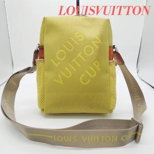 LOUIS VUITTON 路易威登杯Damier Geant 肩背包 的縮圖