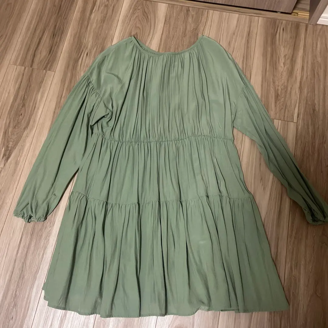 Thumbnail of Price reduced! Nano Universe green dress