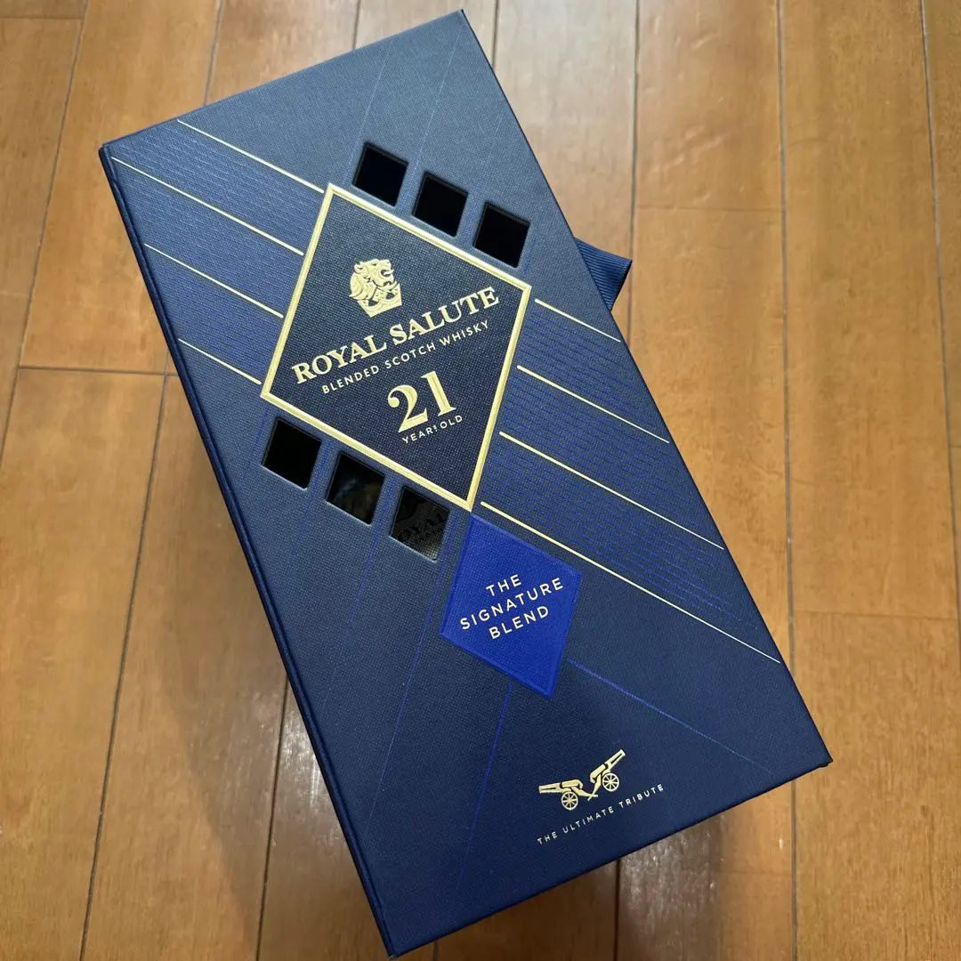  Salute 32年 空き瓶 化粧箱 Yahoo!オークション -「ロイヤルサルート 空瓶」の落札相場