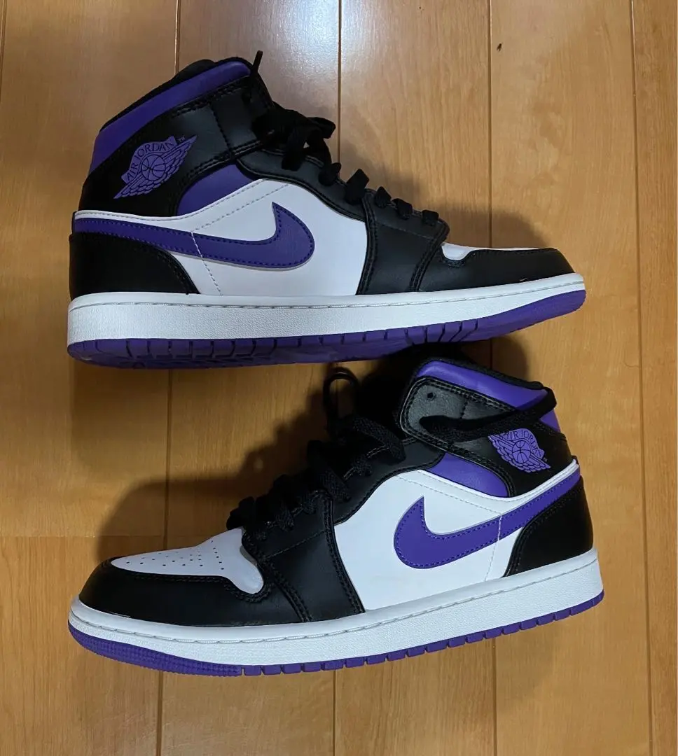 Nike Air Jordan 1 Mid コートパープル (箱付き) 国内4月21日発売予定】ナイキ エアジョーダン 1 ミッド 