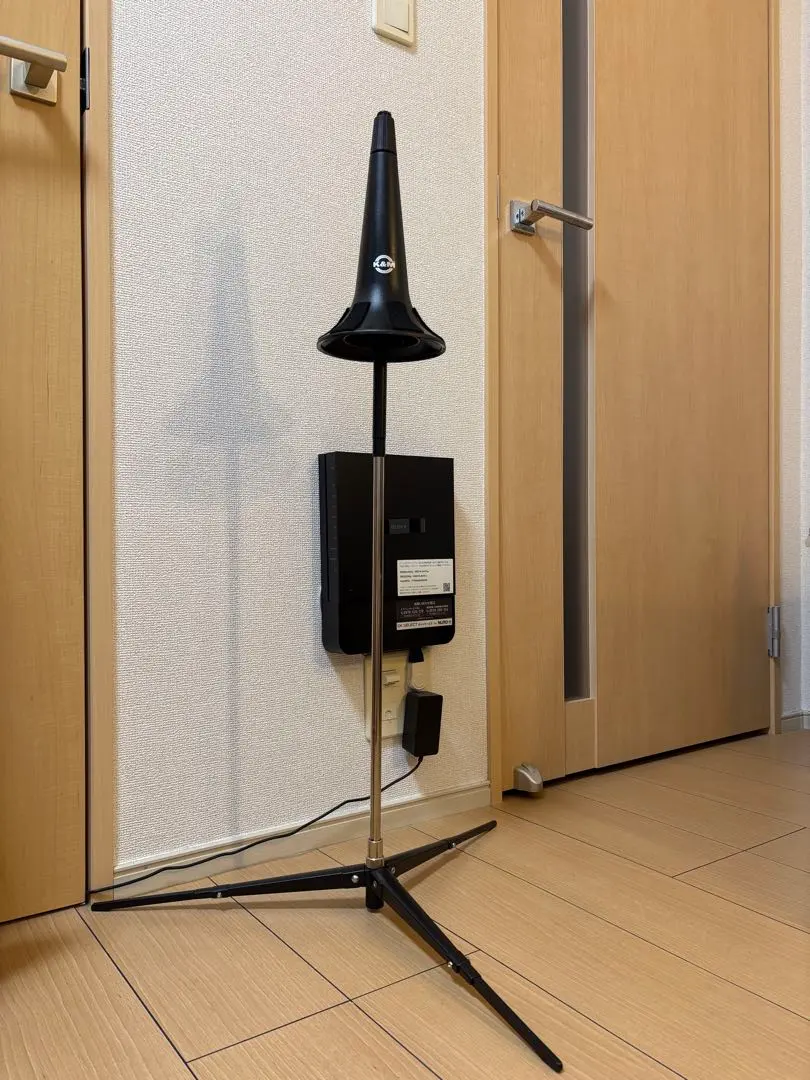 K&M トロンボーンスタンド 美品 ベル収納型 廃盤 K&M 【外箱破損の為30％OFF】トロンボーンスタンド K＆M ST152/7