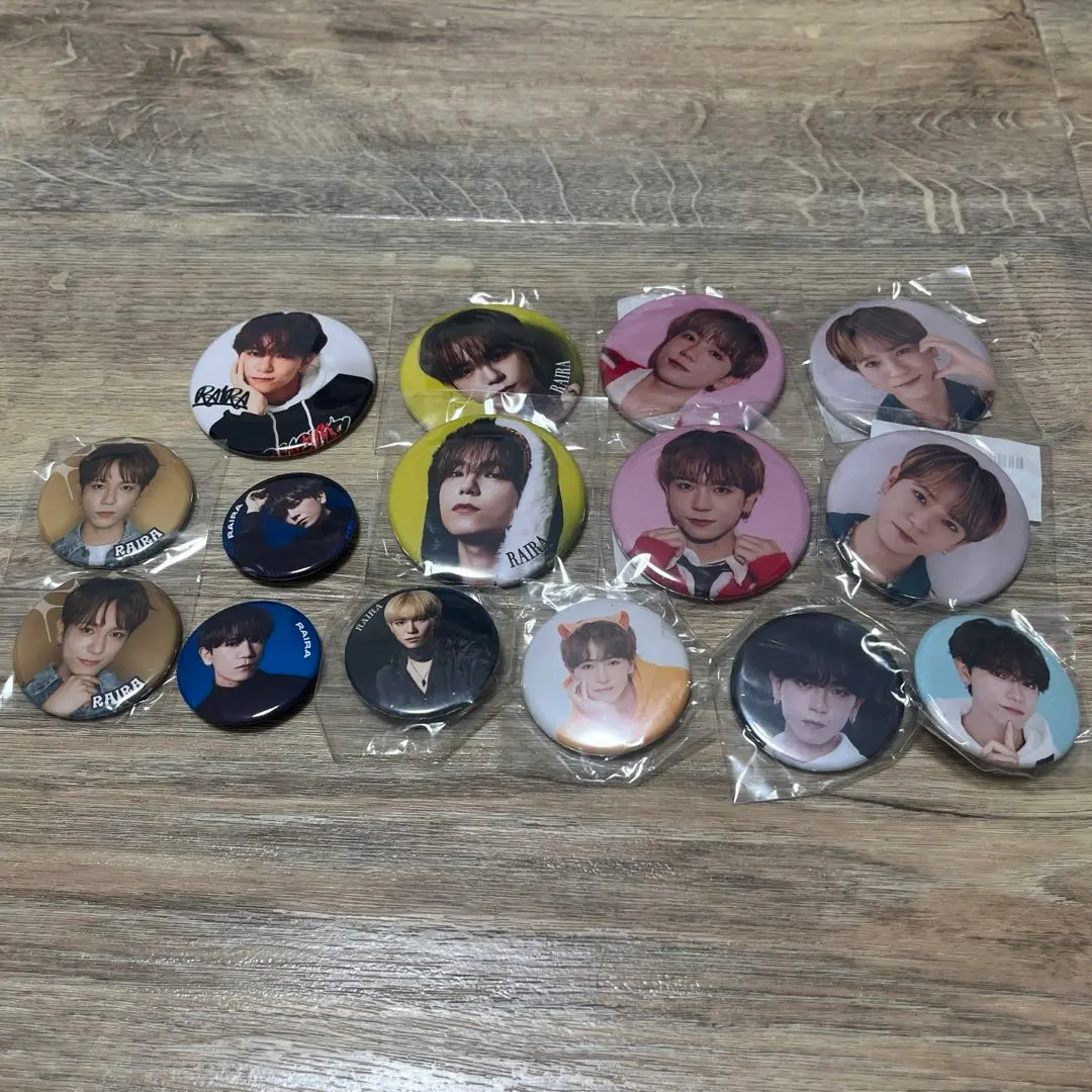 Thumbnail of BUGVEL RAIRA Goods Can Badge Set